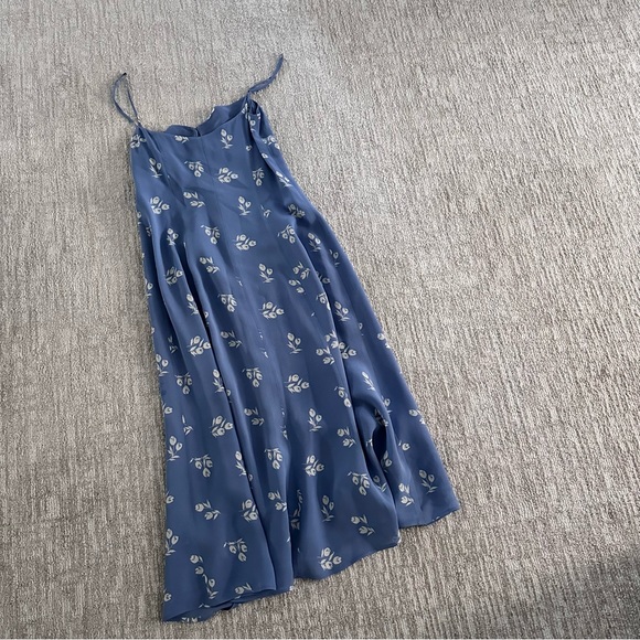 COPY - Reformation Blue Floral Midi Dress - Picture 7 of 8